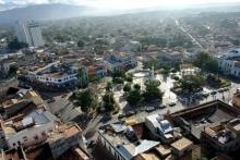 Imagen urbana de Santiago de Cuba inspira salón de artes plásticas