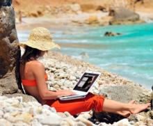 España: Un 66 por ciento de las mujeres casadas confiesa que no hace lo que quiere durante sus vacaciones, según encuesta