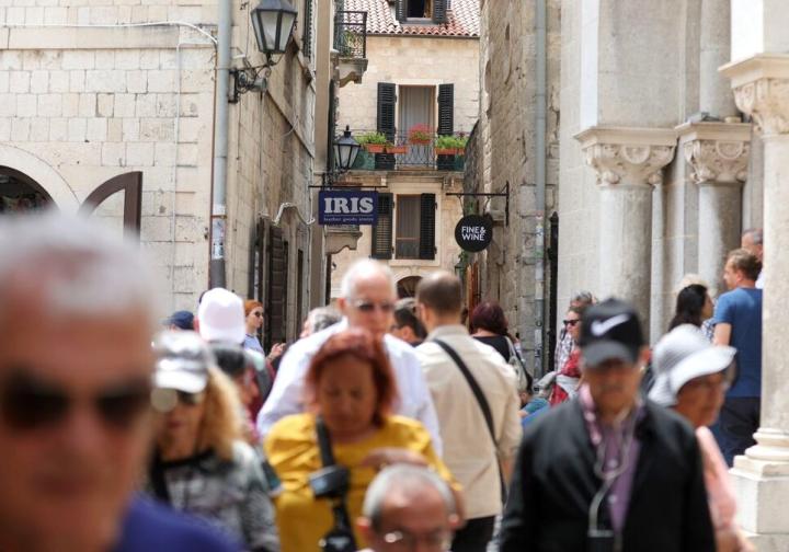 turistas en las calles