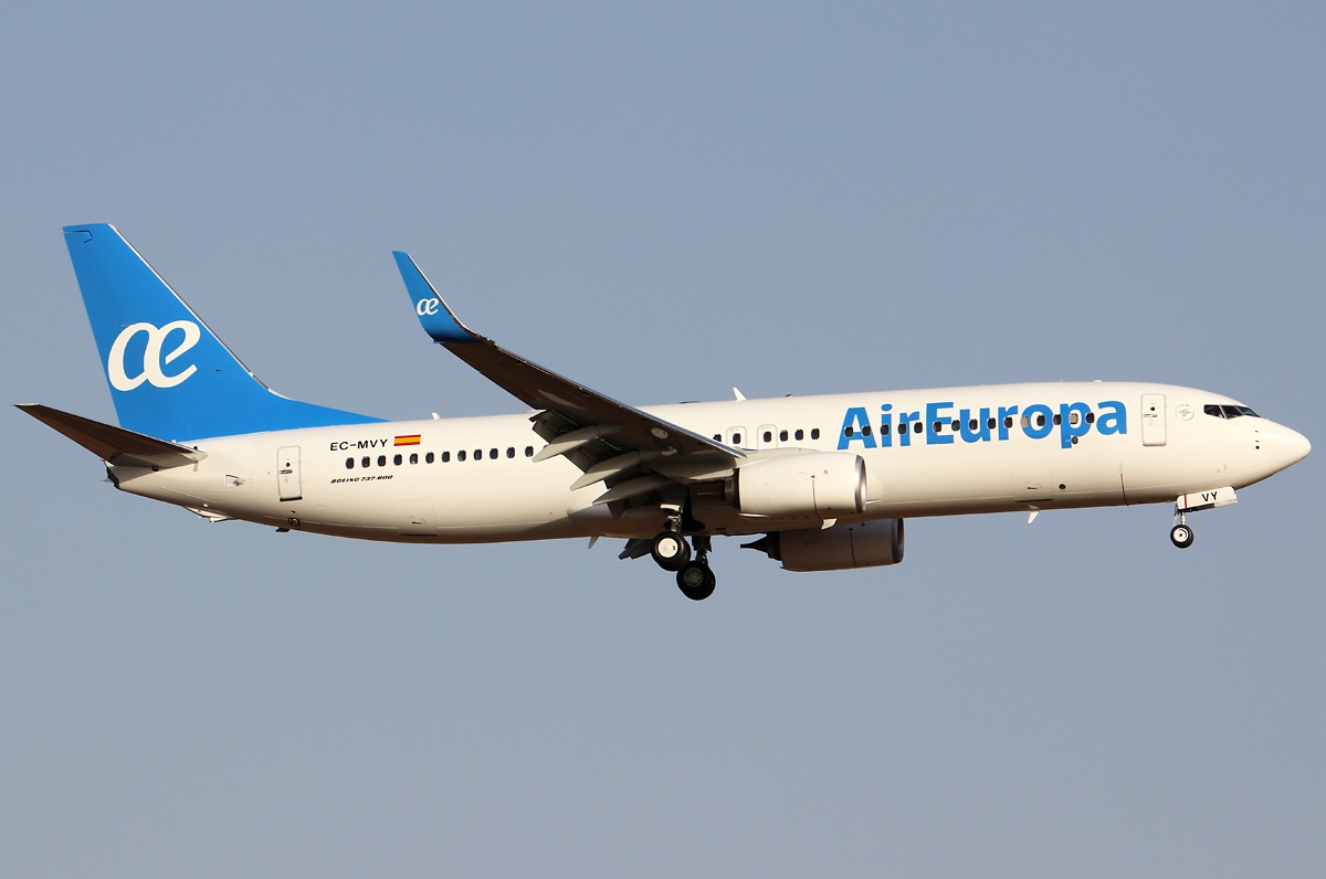 avión de Air Europa en el aire