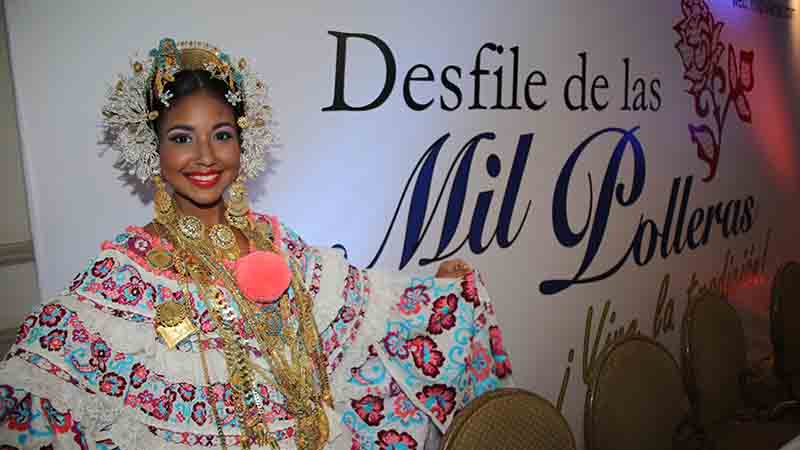 Panamá celebra fiesta de polleras