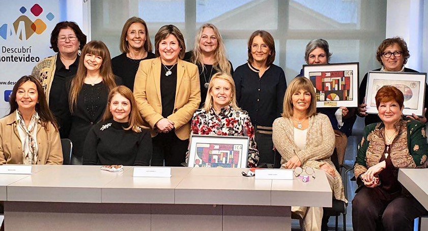 mujeres reconocidas en Uruguay