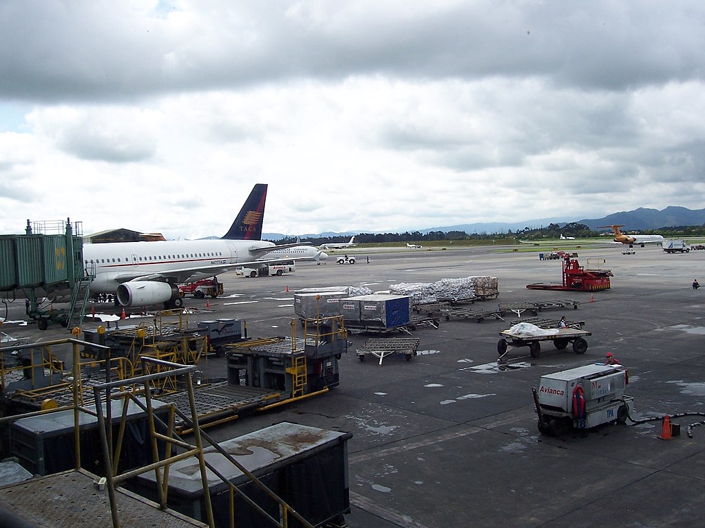  Aeropuerto de San José, Costa Rica. Nelson Pérez, CC BY-SA 3.0, via Wikimedia Commons