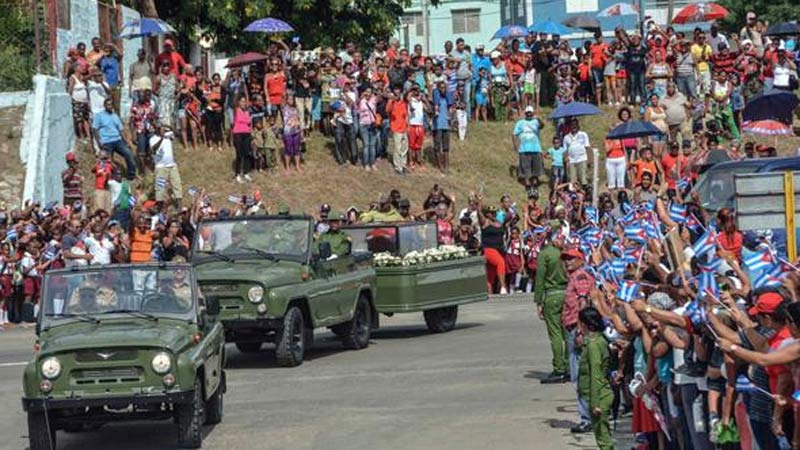 Medios caribeños resaltan tributo final a Fidel Castro