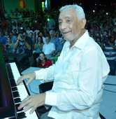 FEDUJAZZ  y MITUR rinden merecido  homenaje al maestro Rafael Solano