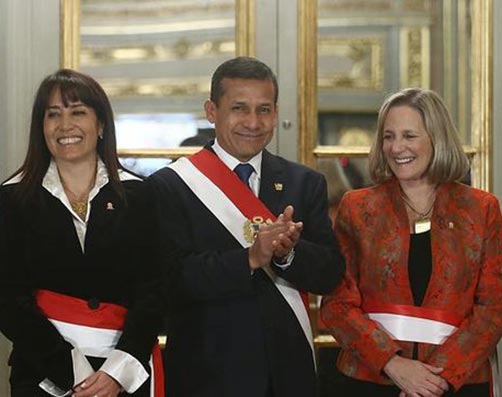 Prestó juramento la nueva ministra de Comercio Internacional y Turismo de Perú