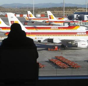 Sindicatos de trabajadores de Iberia buscarán presentar una contraoferta al nuevo plan de la compañía