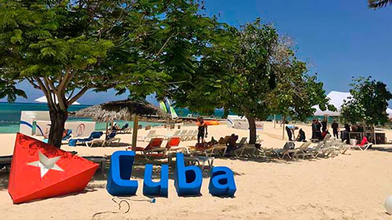 Completa Cuba el millón de turistas este año